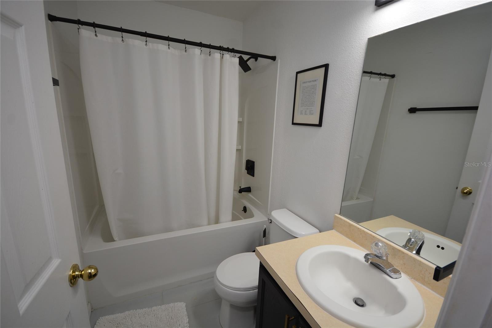 PARADISE CAY - Residential Lease