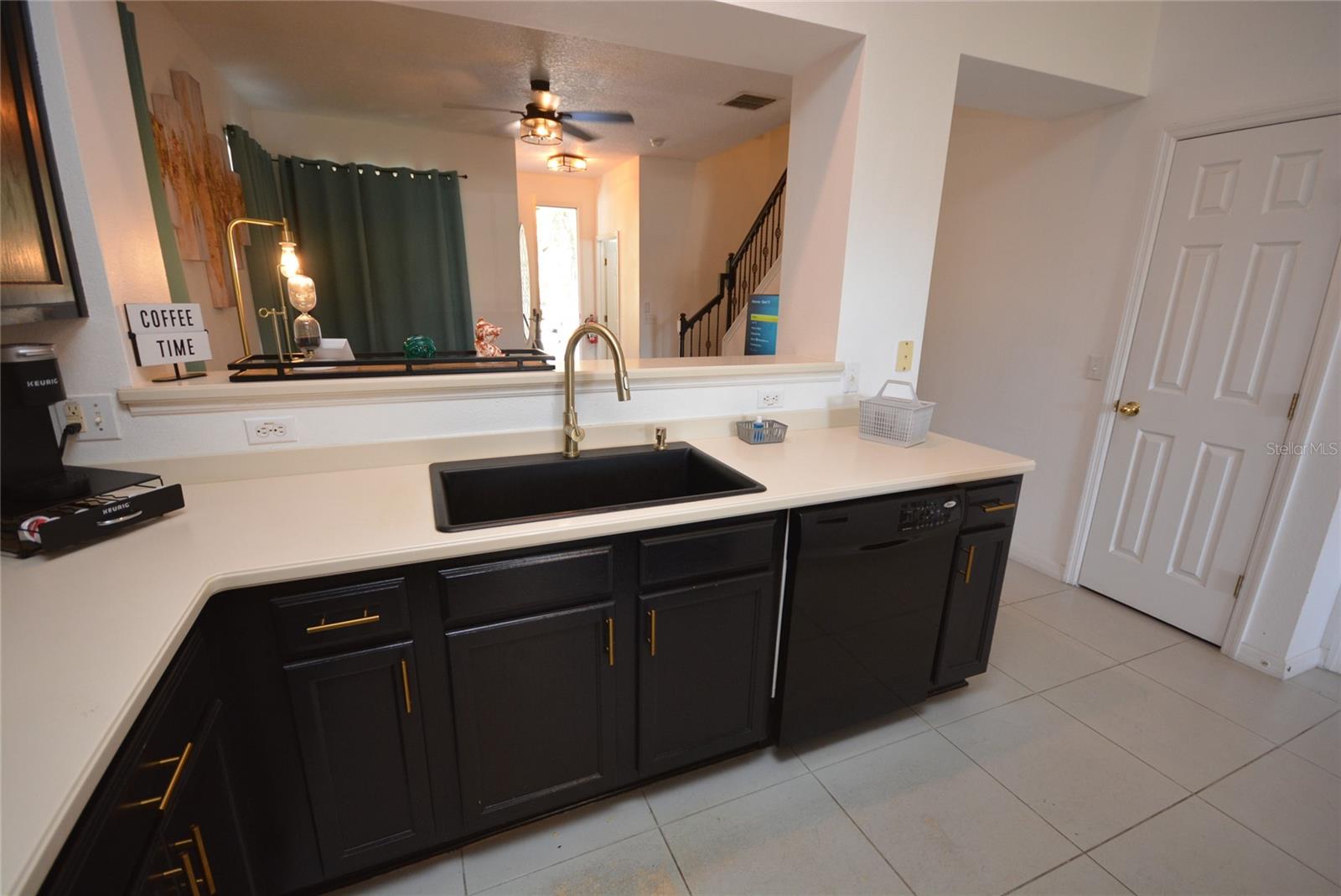 PARADISE CAY - Residential Lease