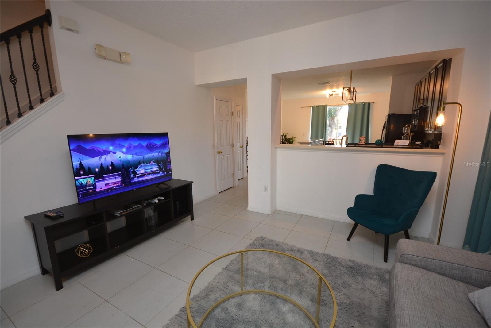 PARADISE CAY - Residential Lease