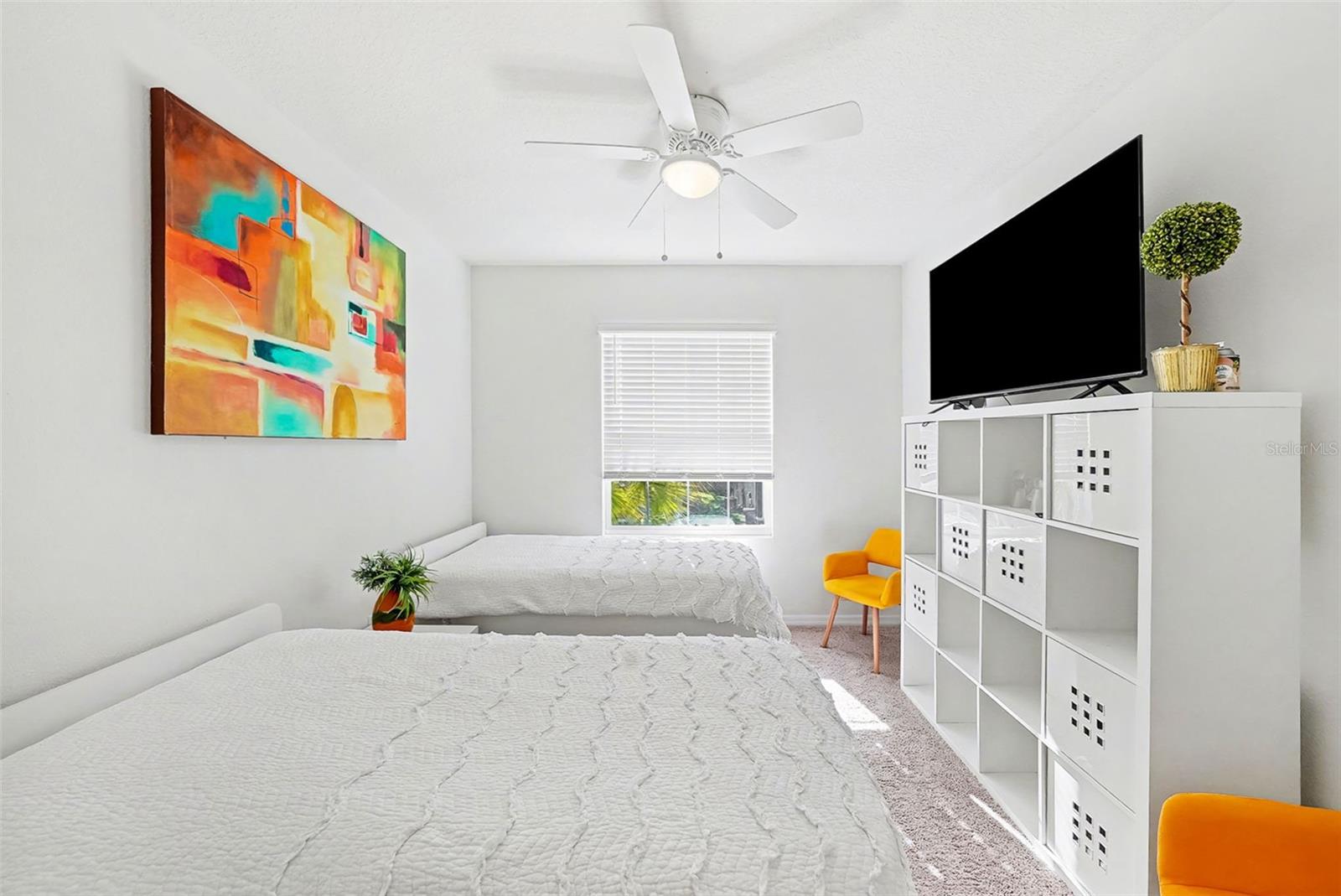 DISTRICT/BLOOMINGDALE - Residential