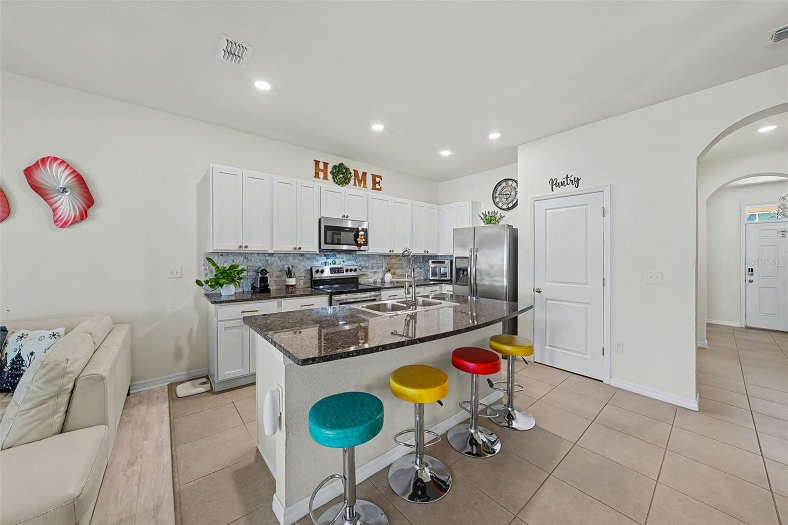 DISTRICT/BLOOMINGDALE - Residential