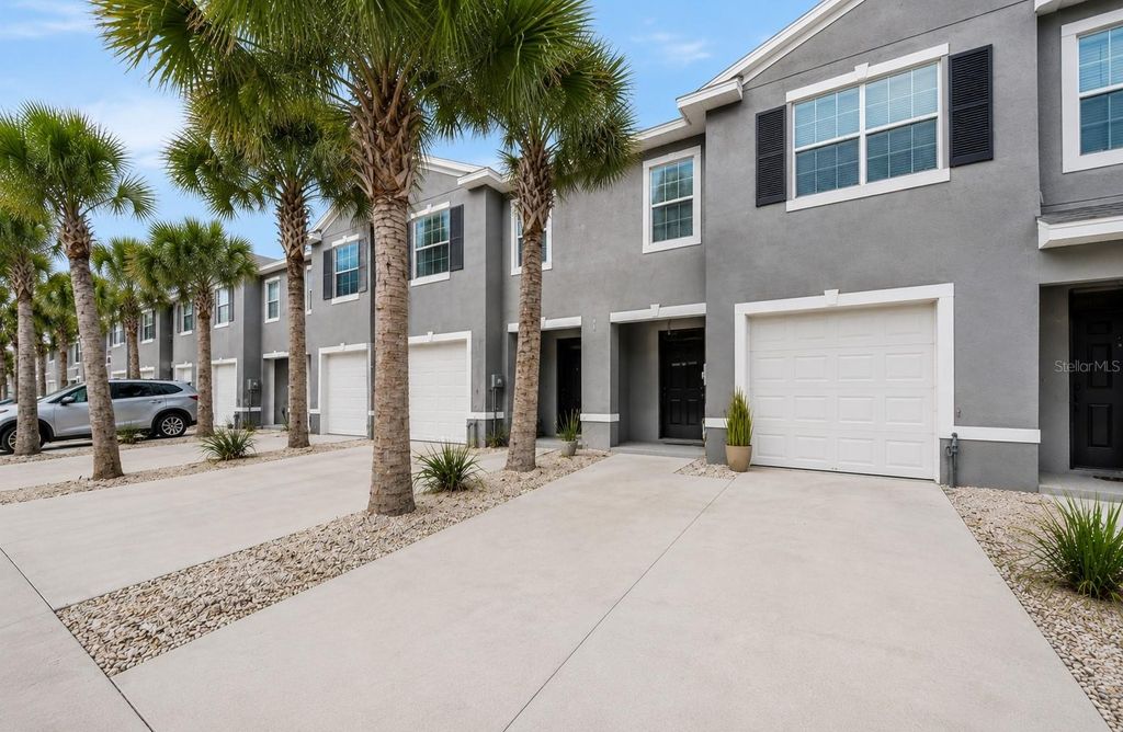 Photo of 3322 Pleasant Willow Court, Brandon, FL 33511 (MLS # TB8459312)