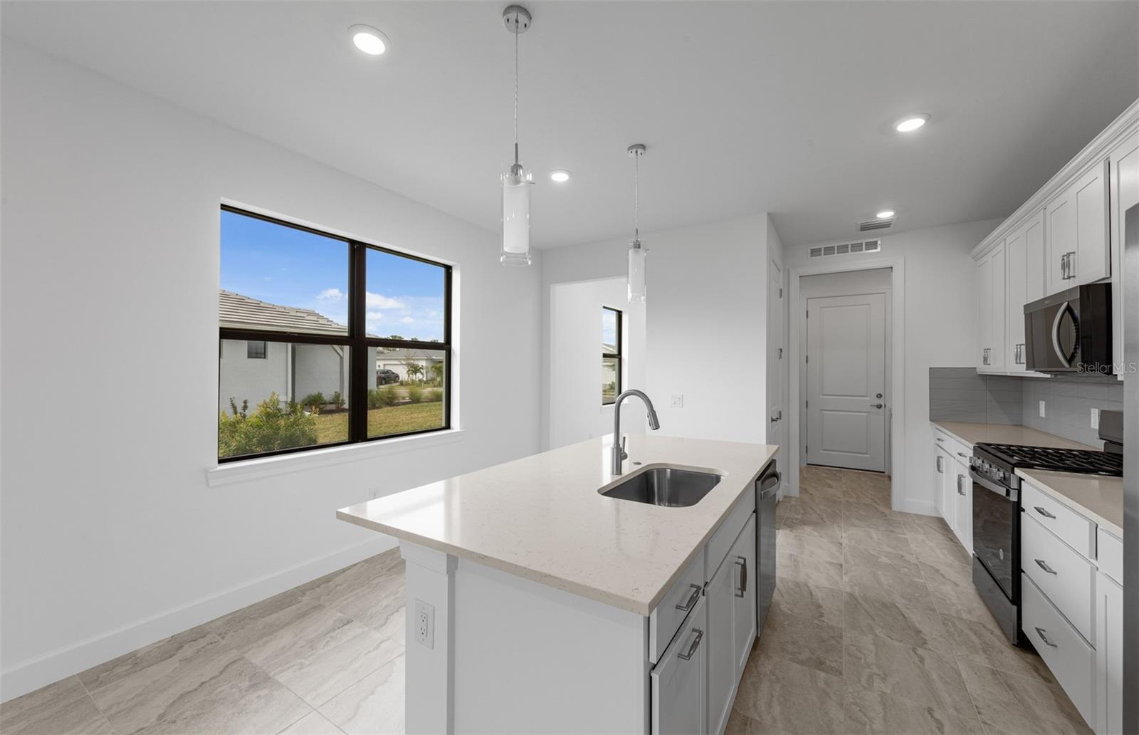 4632; DEL WEBB CATALINA AT LAKEWOOD RANCH - Residential