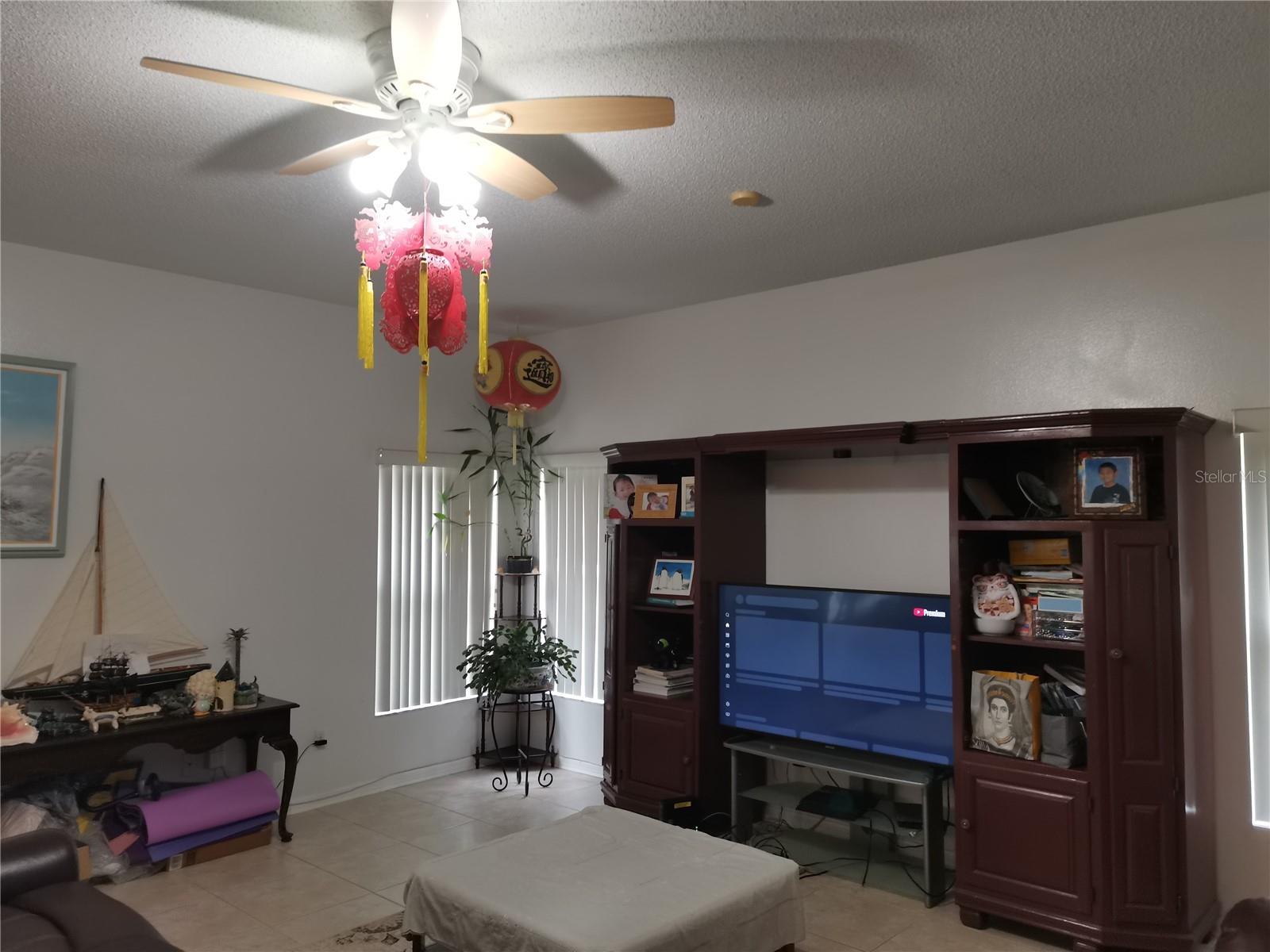 WAVERLEE WOODS 1ST AMD - Residential