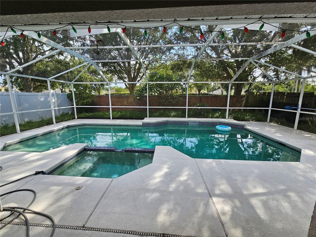 Photo of 270 Augustine Court, Oviedo, FL 32765 (MLS # S5145106)