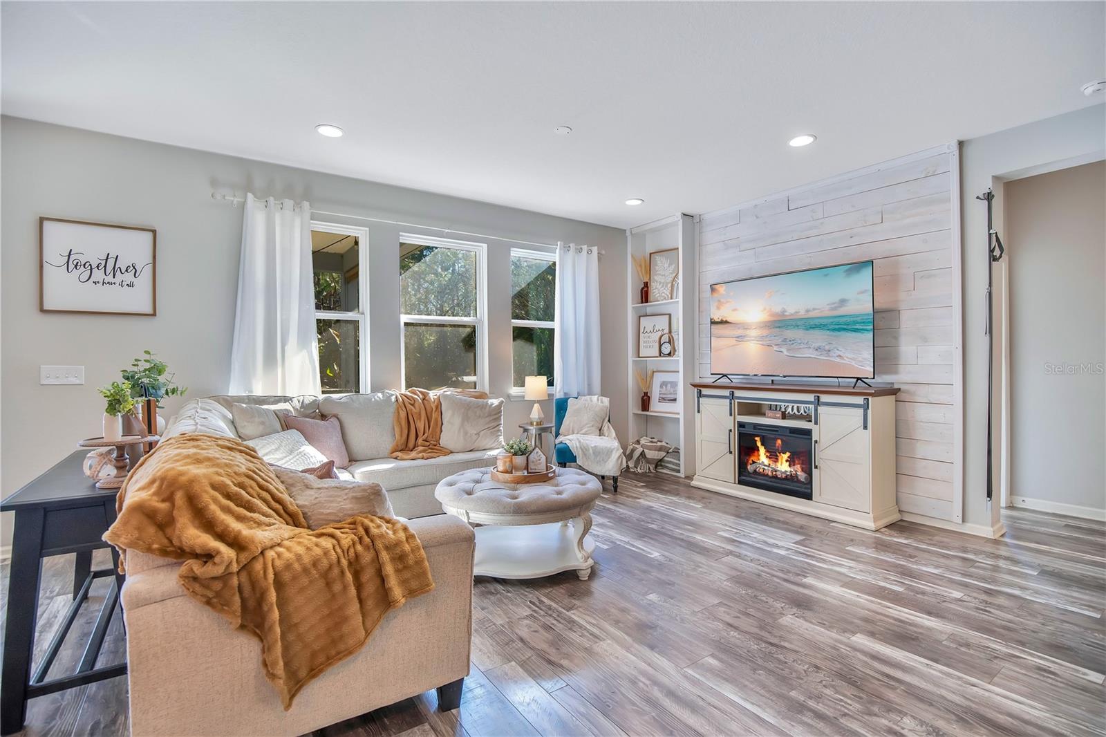 HUNTERS RIDGE SUB - Residential