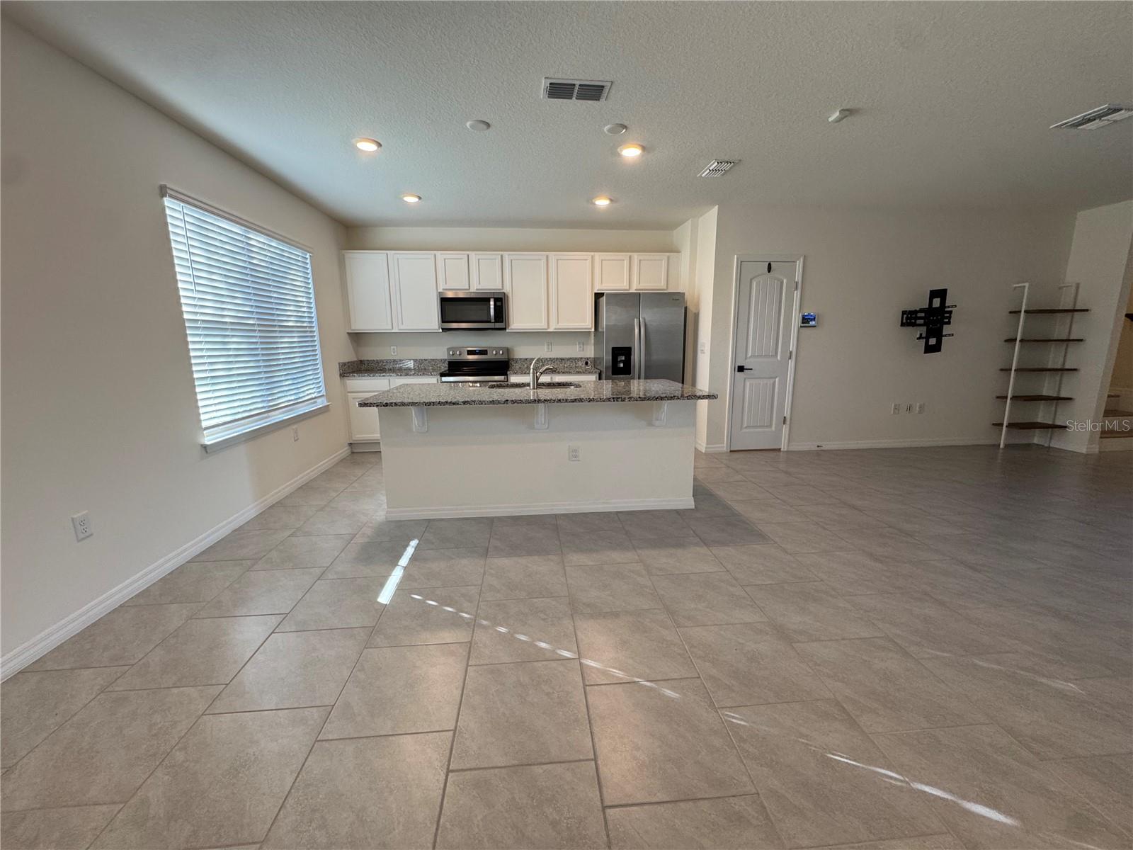 WATERLEIGH PH 4A - Residential Lease