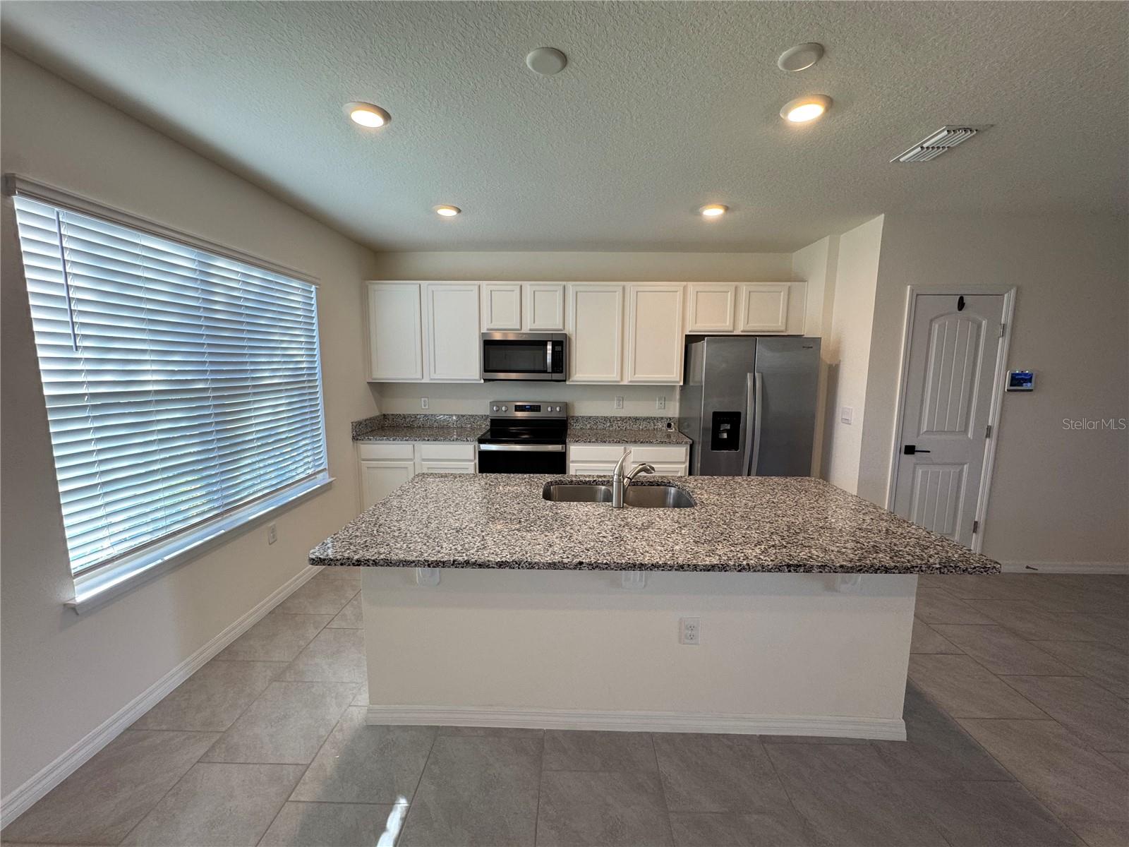 WATERLEIGH PH 4A - Residential Lease