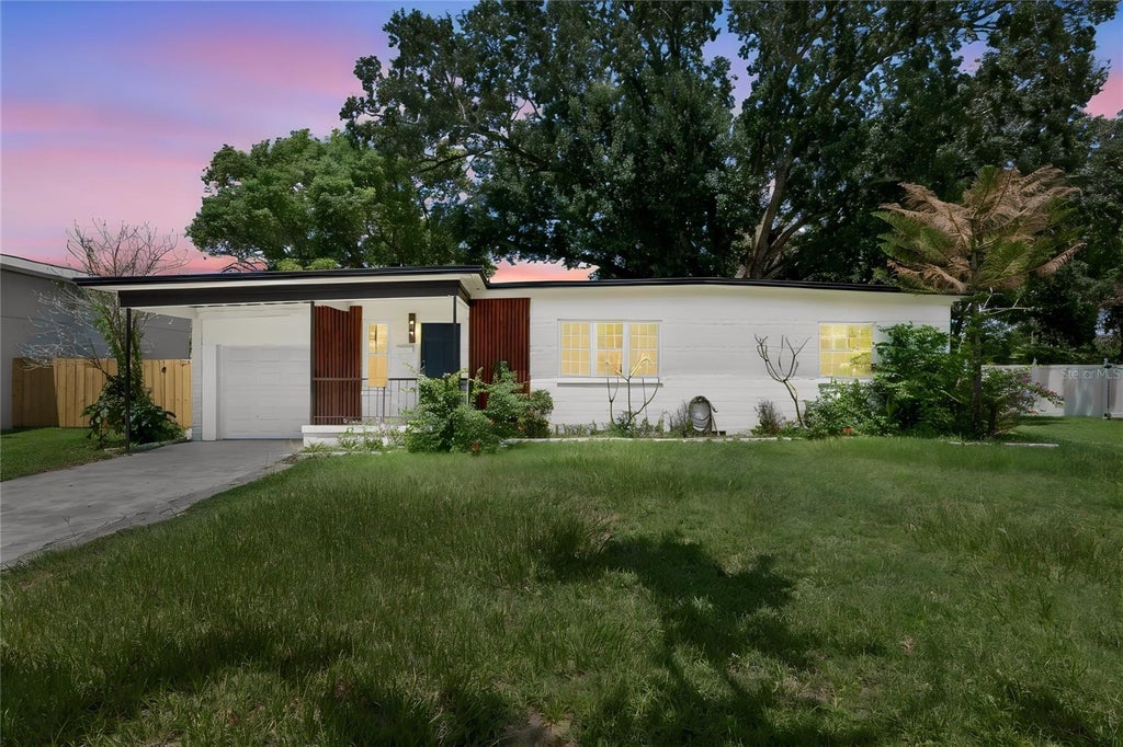 Photo of 2639 Betty Street, Orlando, FL 32803 (MLS # O6432955)