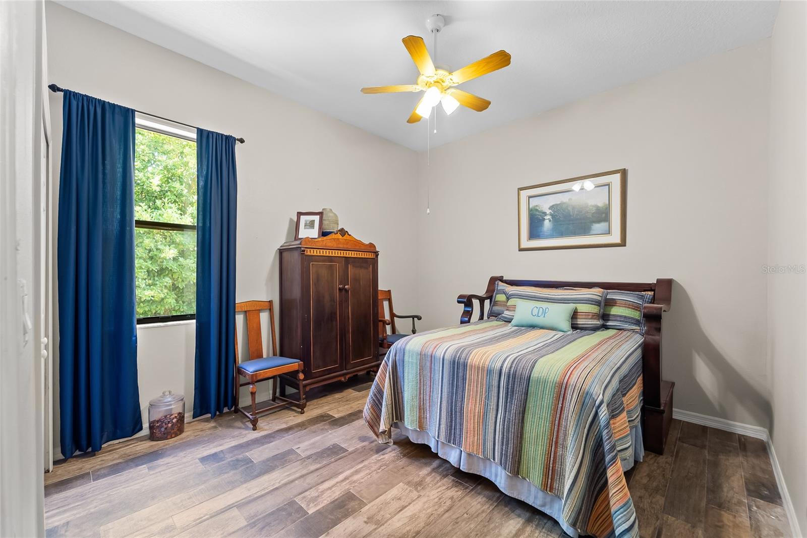 KINGSBOROUGH GARDENS SUB - Residential