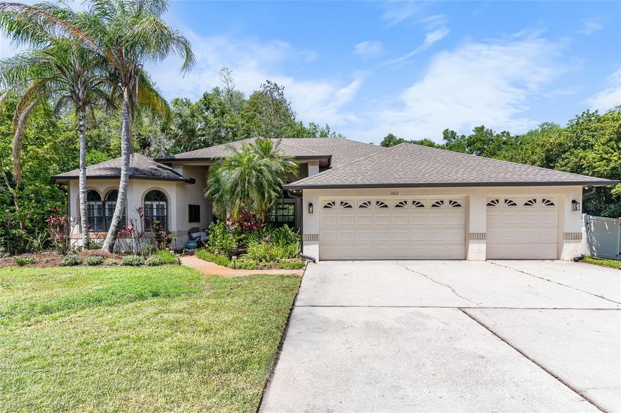 Tucked away at the end of a quiet cul-de-sac on over half an acre along the shores of Lake Reinheimer, this 
stunning 4-bedroom, 2-bath pool home with almost 3000 heated square feet offers the perfect blend of space, 
privacy, and waterfront living. 
Step inside and be greeted by soaring 12-foot ceilings, elegant arched accents, and wood-look porcelain tile. The 
expansive open-concept layout centers around a huge kitchen, ideal for entertaining, overlooking the main 
living areas and capturing serene water views from multiple vantage points. The kitchen features a center 
island, 3 ovens, quartz countertops, & walk-in pantry. You can enjoy meals from your large dining room, 
breakfast nook, huge wrap-around kitchen counter, on your pool-side lanai. 
 Pocket sliding glass doors fully open to an impressive screened-in pool area, creating a true indoor-outdoor 
lifestyle. The large lanai features a covered bar area, making it the ultimate spot for gatherings, relaxing 
evenings, or weekend entertaining by the water. 
The primary suite is a private retreat, complete with a spacious bedroom, dual walk-in closets, and a luxurious en-suite bath featuring split vanities and a garden tub. Additional highlights include a dedicated bonus room perfect for a home office, plus extra space in the garage with potential for a third bathroom or customization to suit your needs

Rural living in Lutz, with suburban Carrollwood close by.  Just 20 minutes to Tampa airport.
Enjoy sunsets from your private dock over the spring-fed private 20 acre lake. No HOA, Steinbrenner school district.