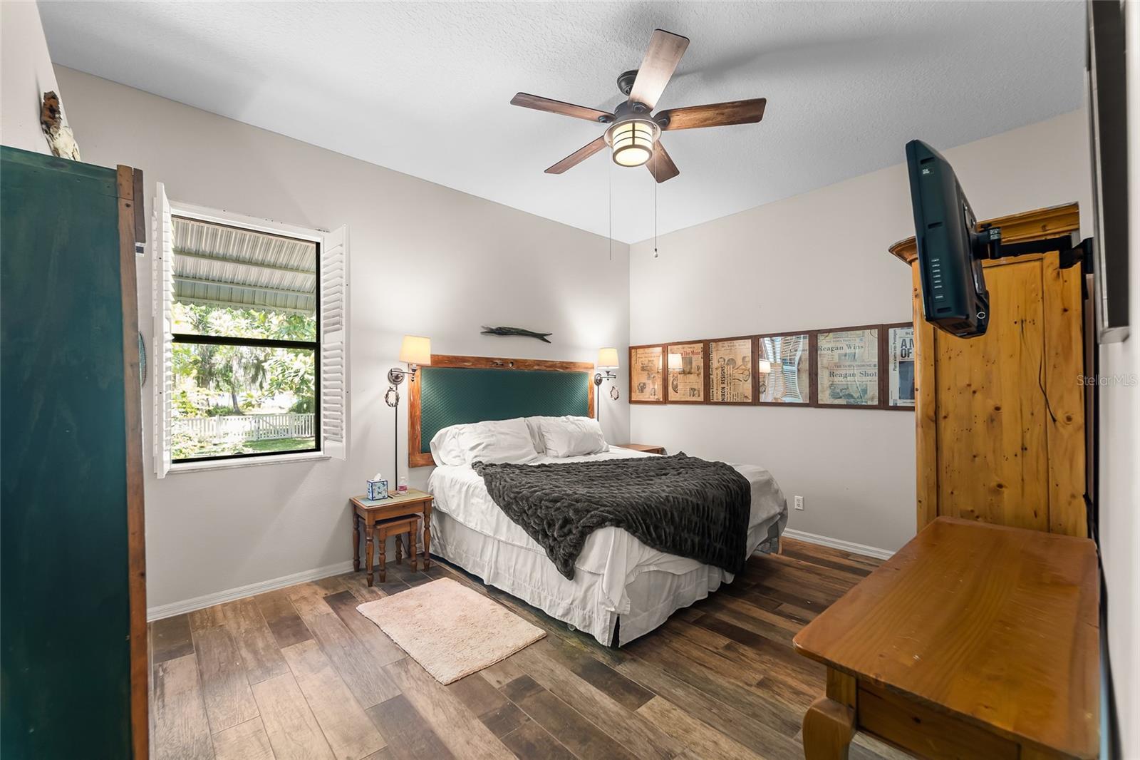 KINGSBOROUGH GARDENS SUB - Residential