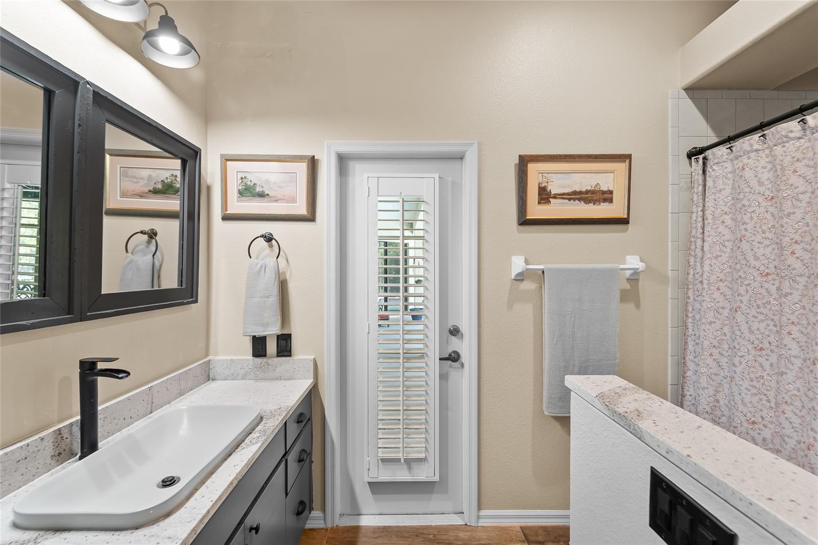 KINGSBOROUGH GARDENS SUB - Residential