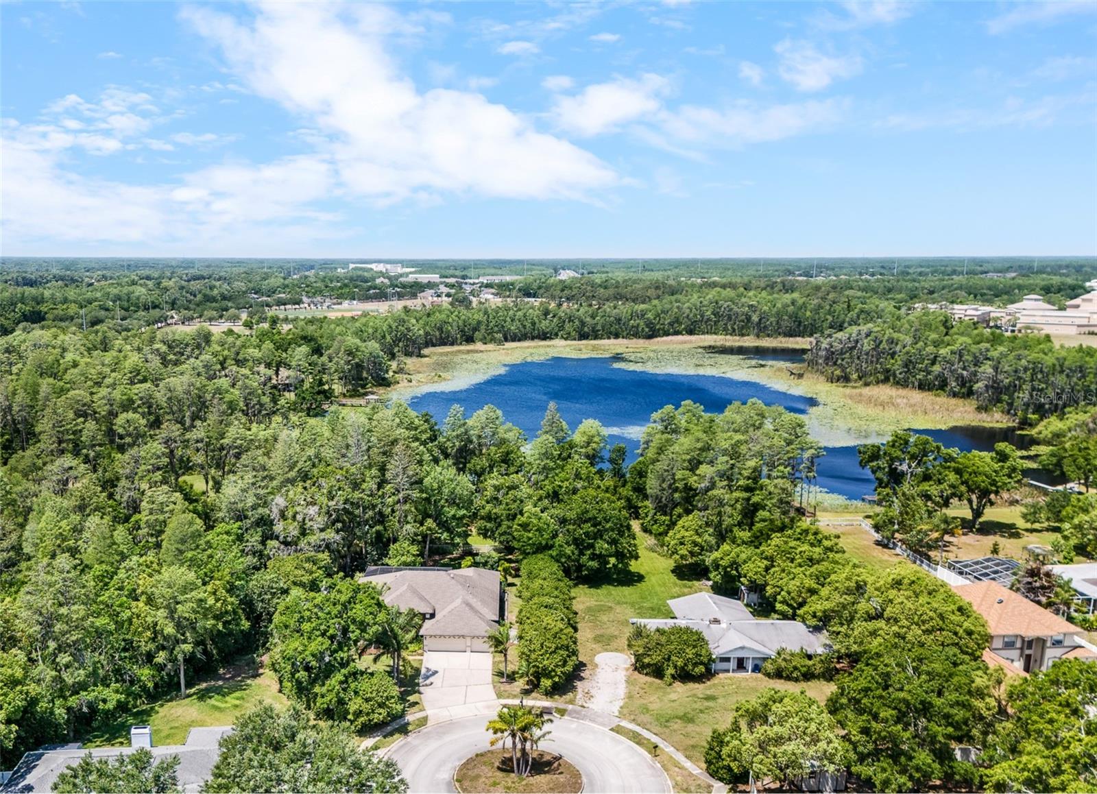 KINGSBOROUGH GARDENS SUB - Residential