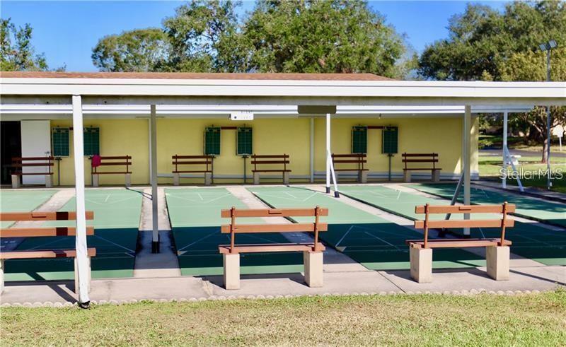 FOXWOOD LAKE ESTATES - Residential