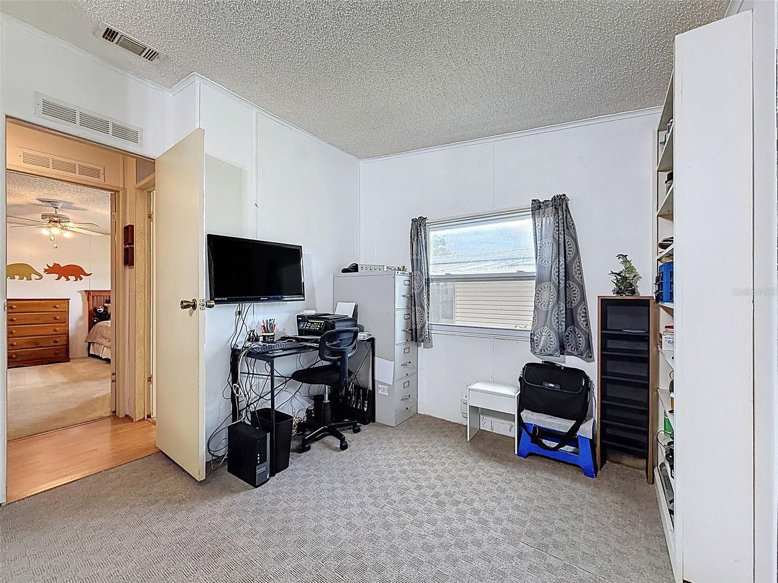 FOXWOOD LAKE ESTATES - Residential