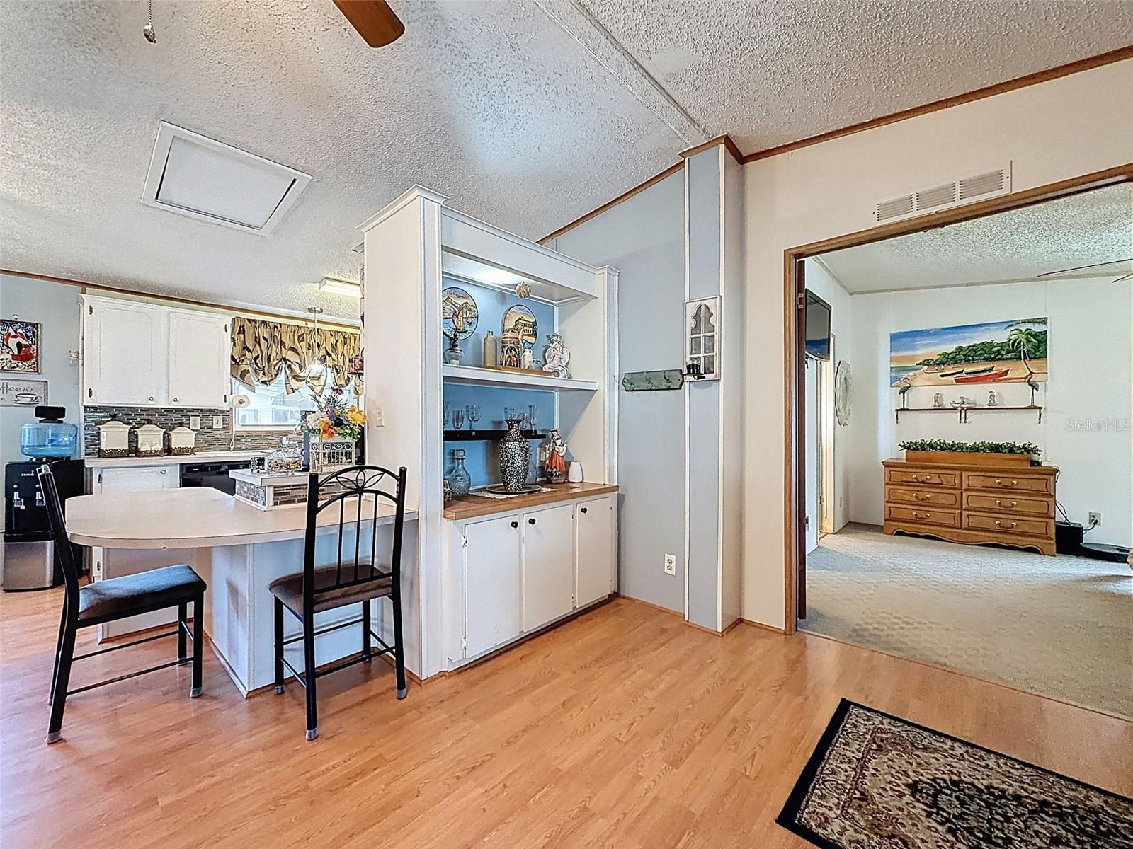 FOXWOOD LAKE ESTATES - Residential