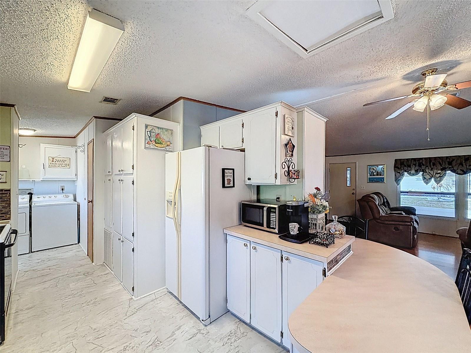 FOXWOOD LAKE ESTATES - Residential