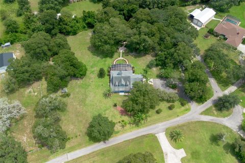 A home in DELAND