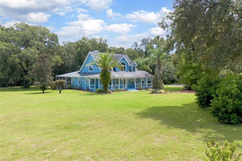 A home in DELAND