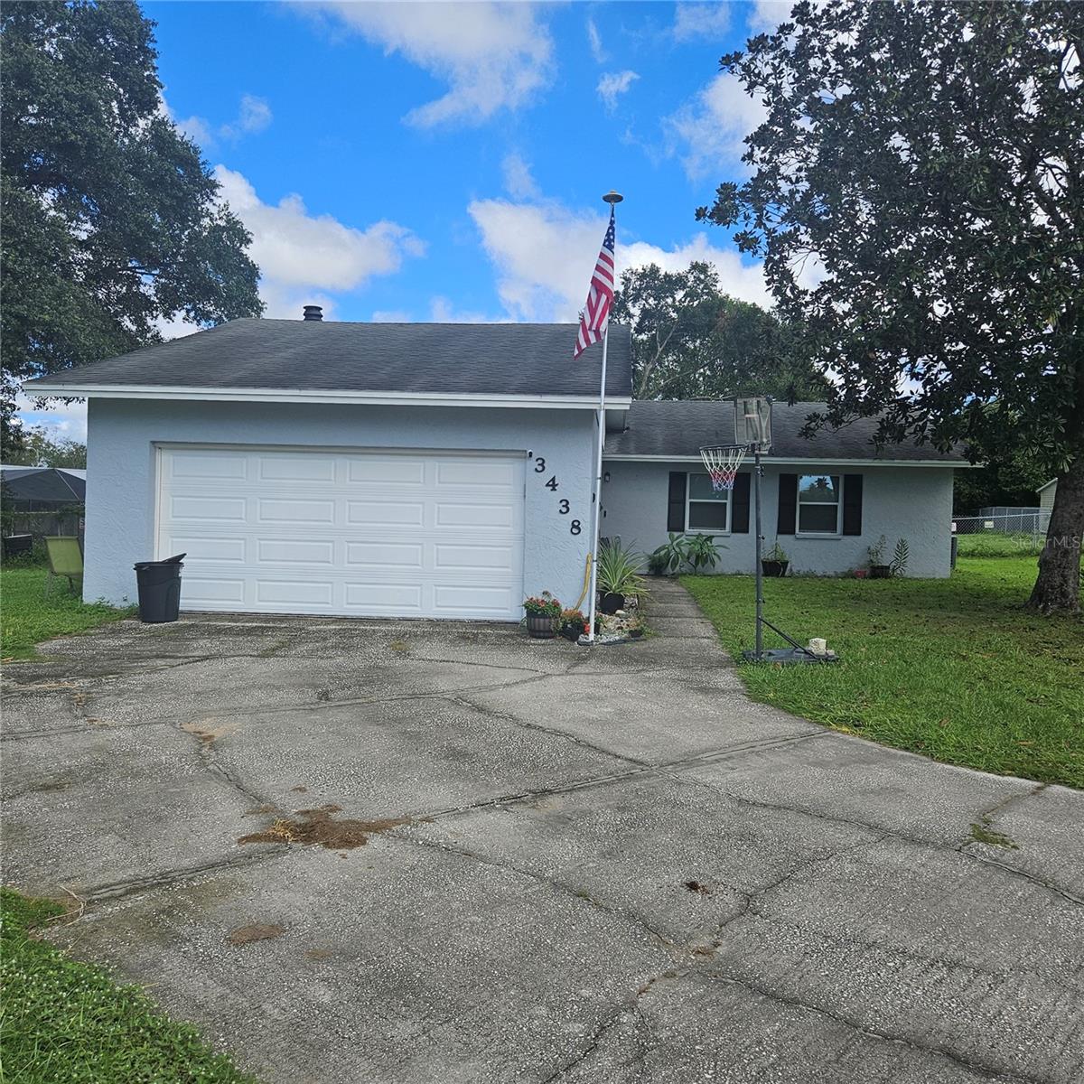 CHRISTINA GROVES SUB - Residential Lease