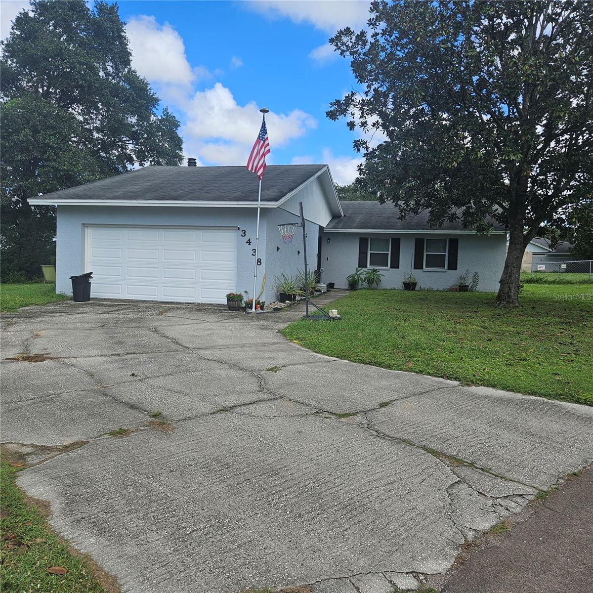 CHRISTINA GROVES SUB - Residential Lease