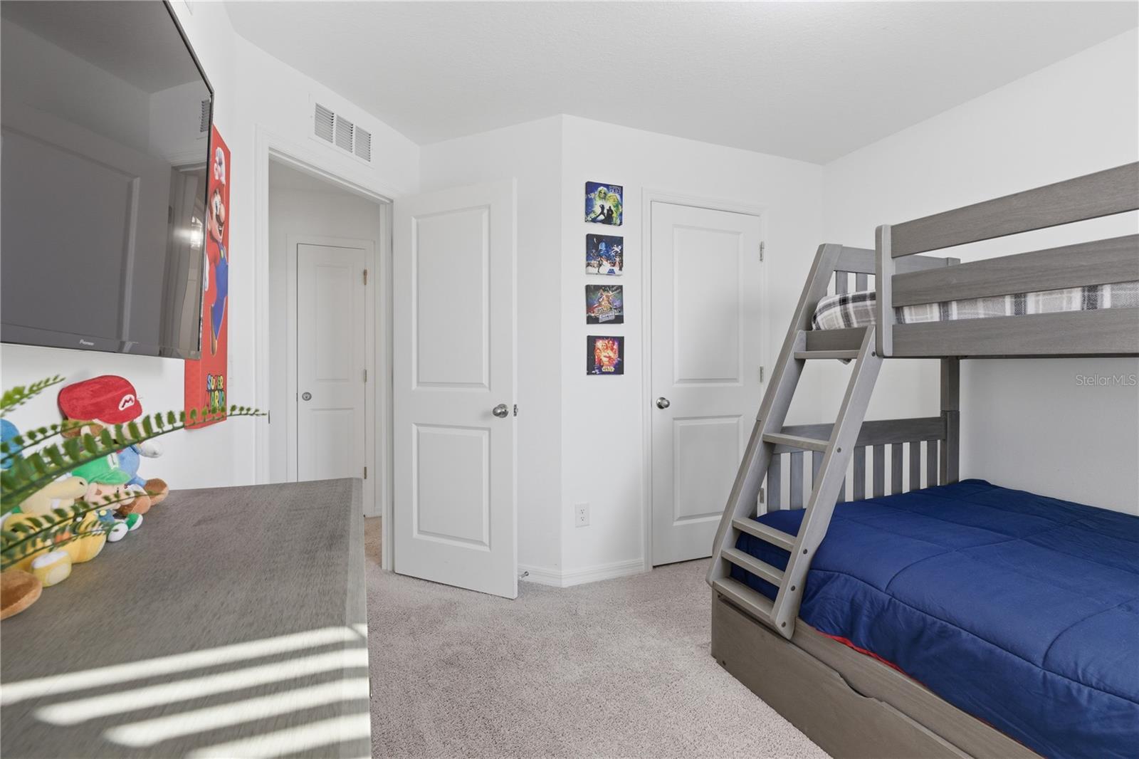 FESTIVAL PH 5 - Residential Lease