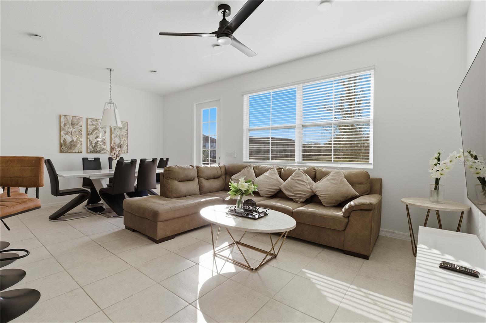 FESTIVAL PH 5 - Residential Lease