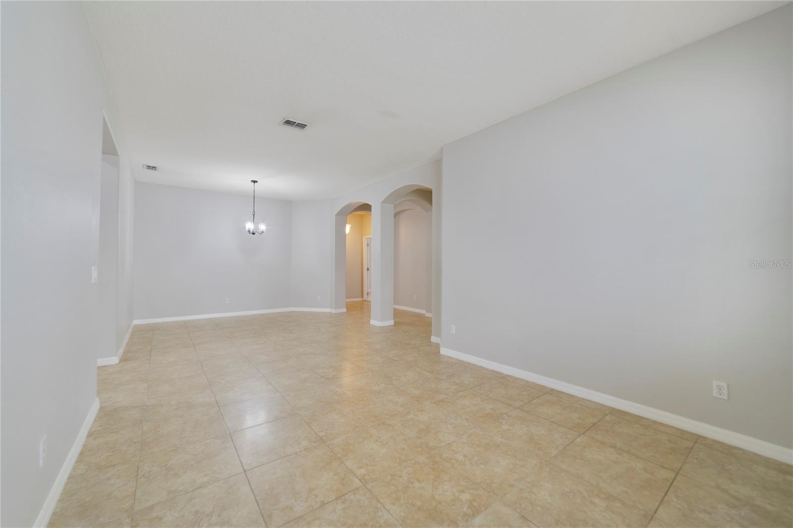 13850 AMELIA POND DRIVE