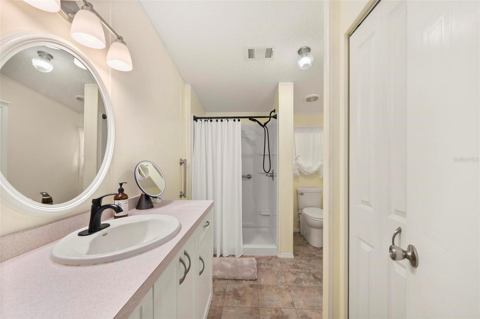 MAPLE LEAF ESTATES - Residential