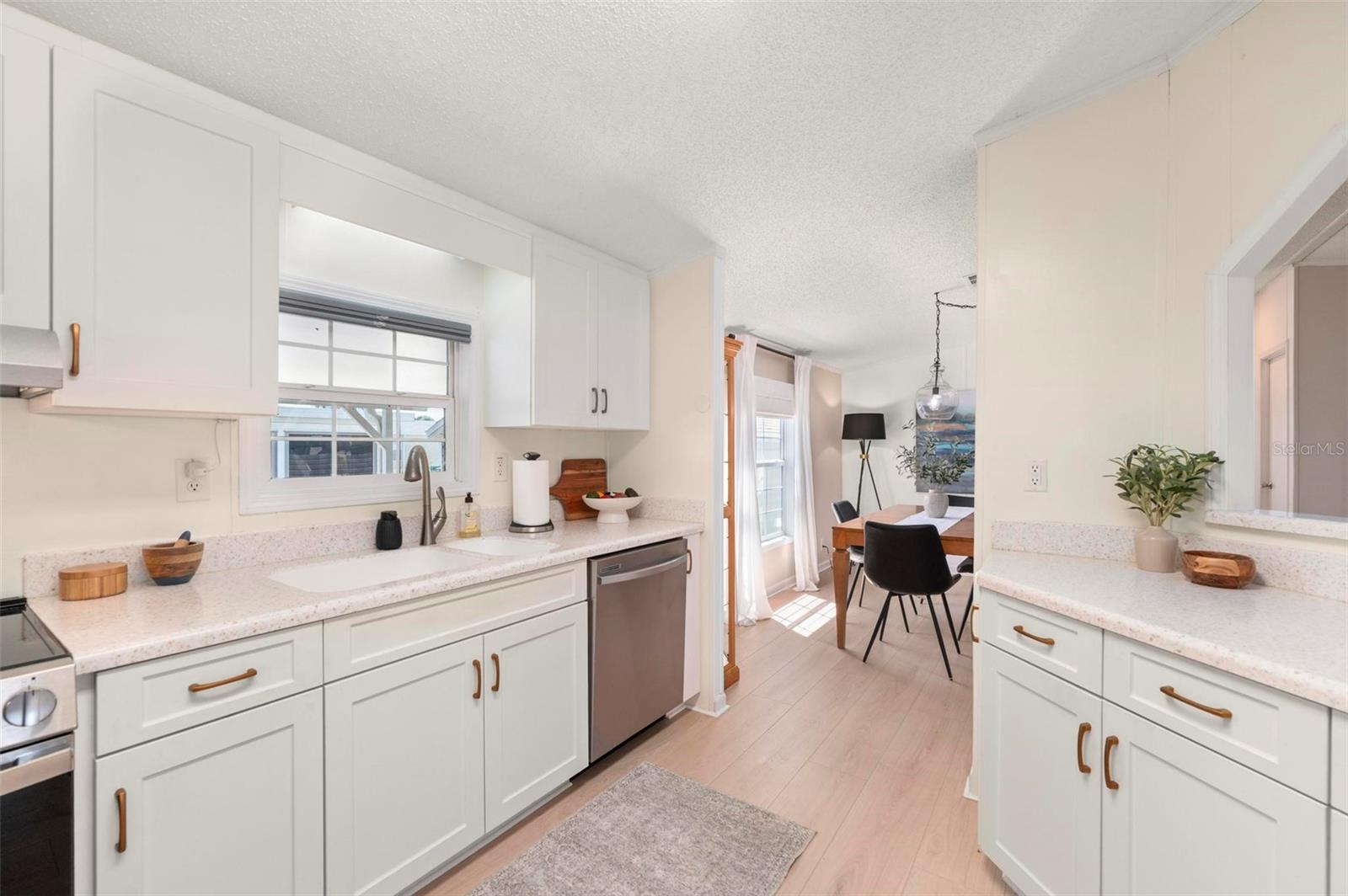 MAPLE LEAF ESTATES - Residential