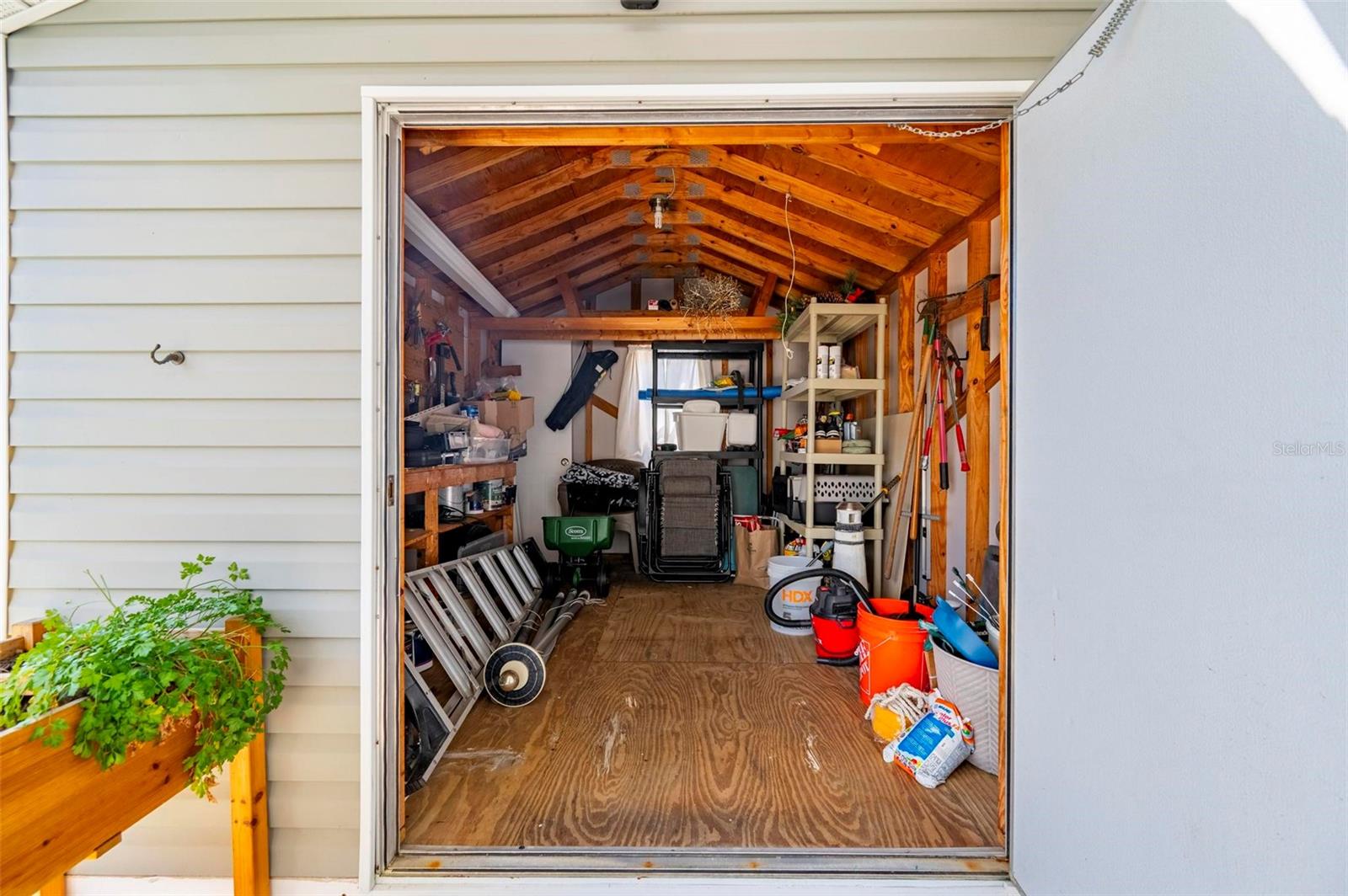 MAPLE LEAF ESTATES - Residential