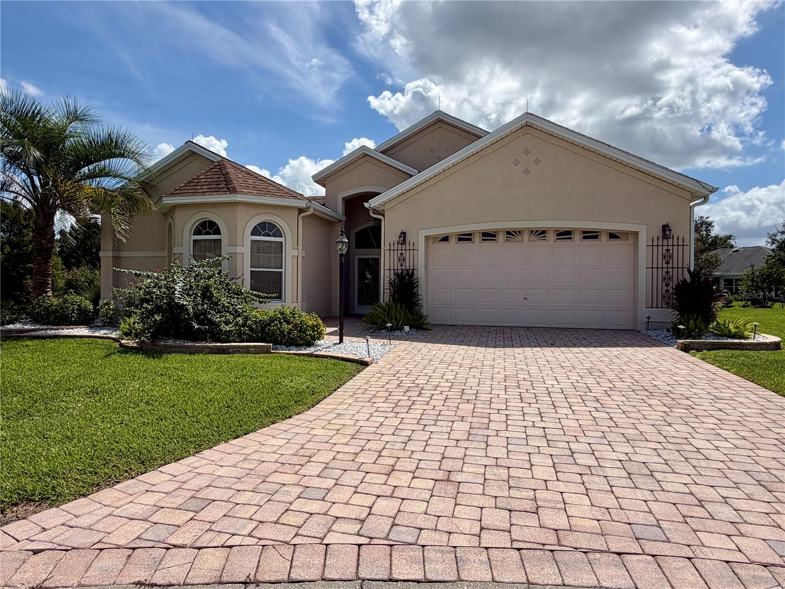 1802 ESTAFANA WAY