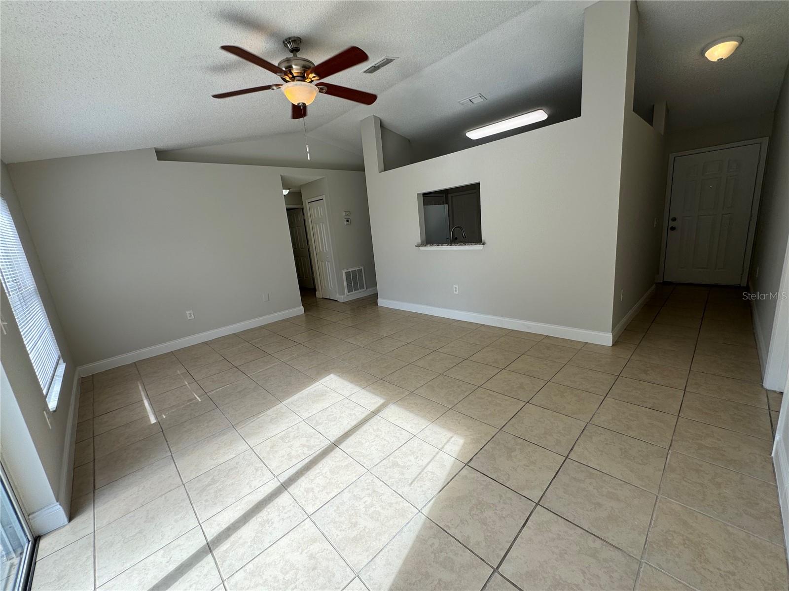 DELTONA LAKES UNIT 32 - Residential Lease