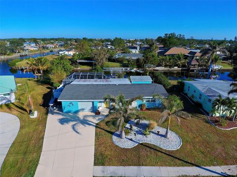 A home in PORT CHARLOTTE