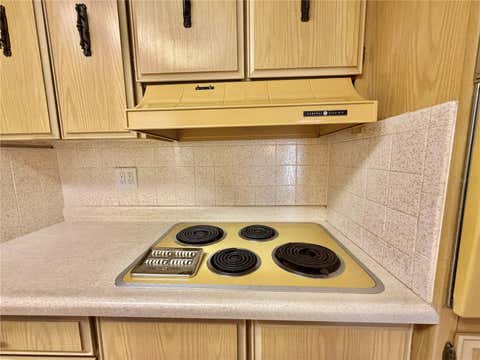 Tiny photo for 108 Valencia Cove, Leesburg, FL 34748 (MLS # G5113693)