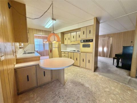 Tiny photo for 108 Valencia Cove, Leesburg, FL 34748 (MLS # G5113693)