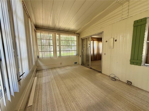 Tiny photo for 108 Valencia Cove, Leesburg, FL 34748 (MLS # G5113693)