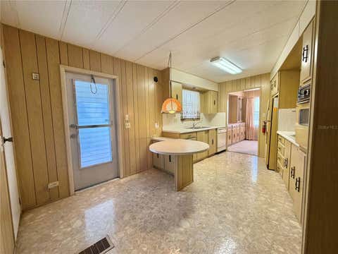 Tiny photo for 108 Valencia Cove, Leesburg, FL 34748 (MLS # G5113693)