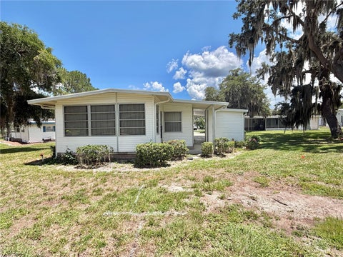 Tiny photo for 108 Valencia Cove, Leesburg, FL 34748 (MLS # G5113693)
