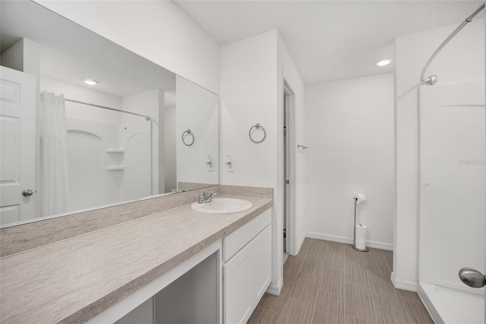 MARION OAKS UNIT 6 - Residential