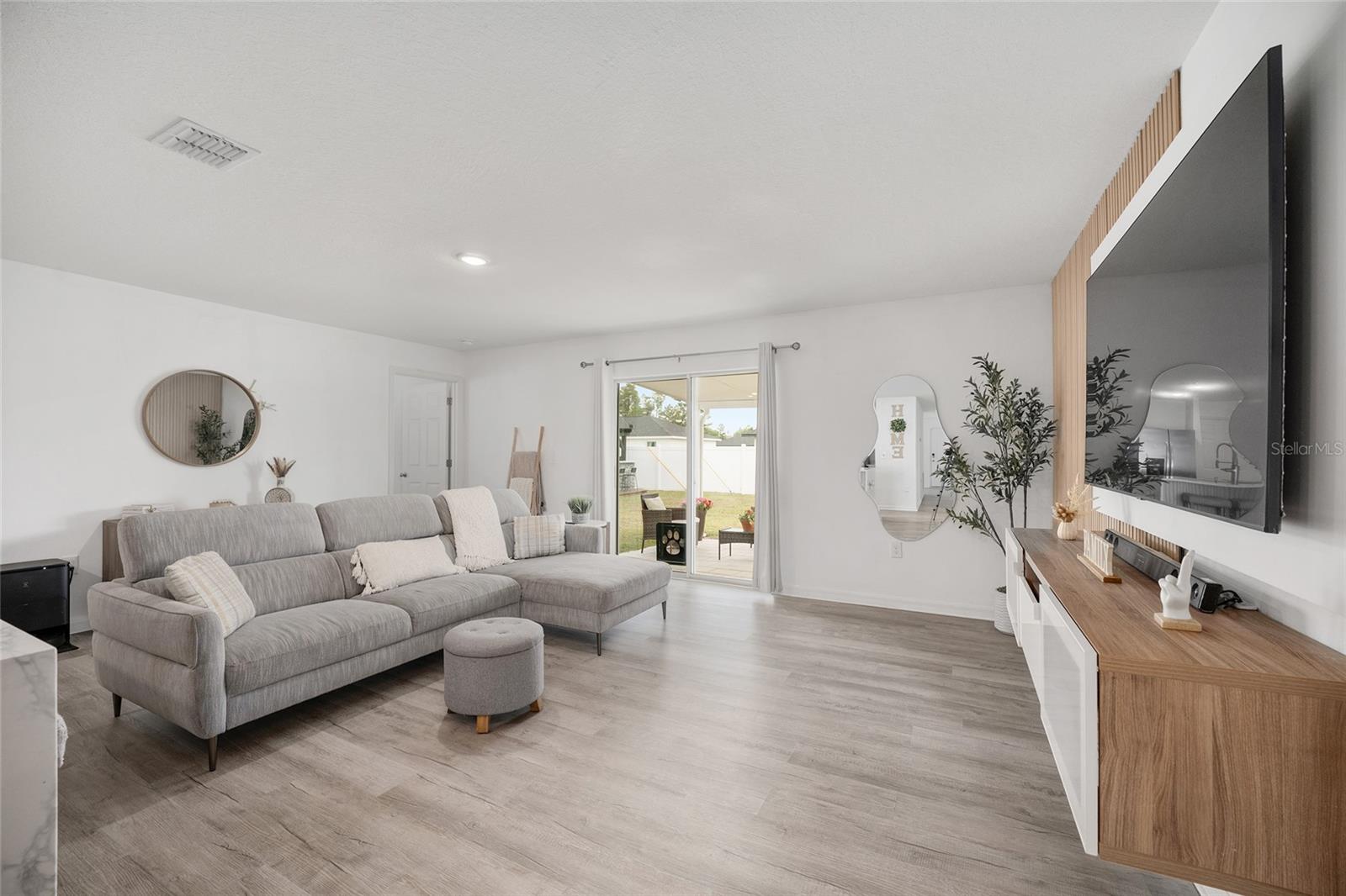 MARION OAKS UNIT 6 - Residential