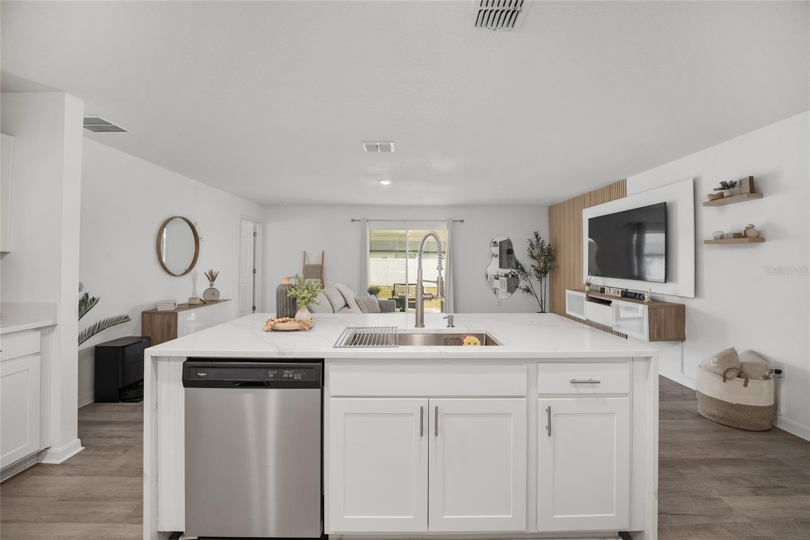 MARION OAKS UNIT 6 - Residential
