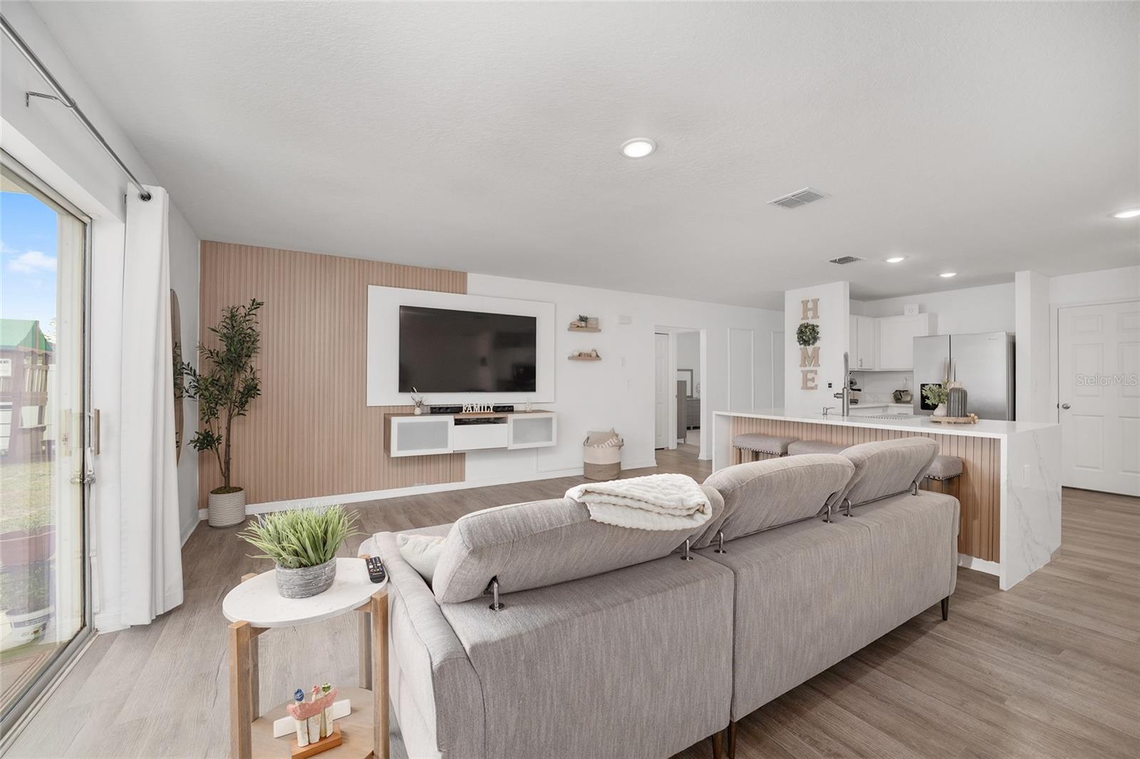 MARION OAKS UNIT 6 - Residential