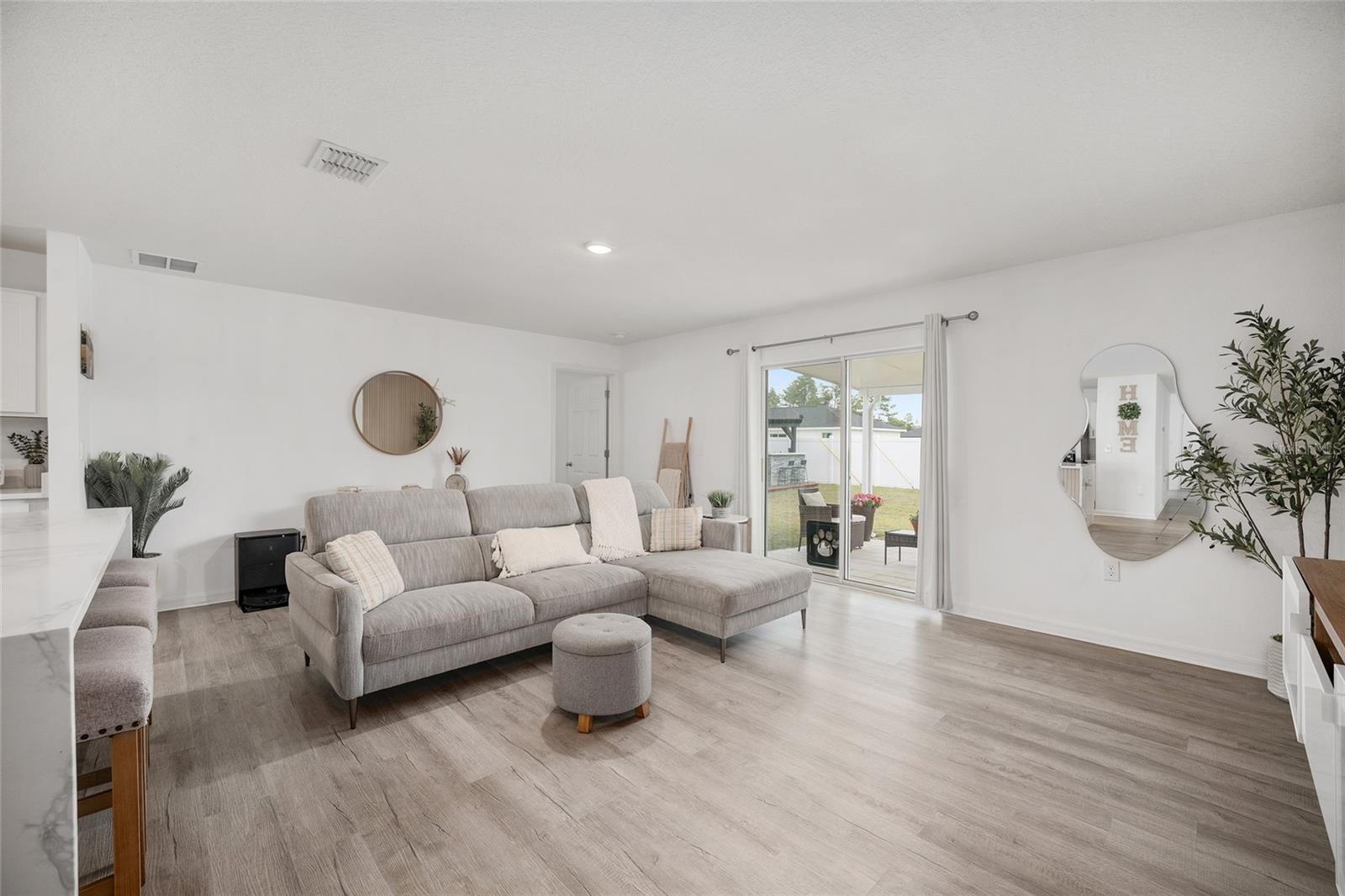 MARION OAKS UNIT 6 - Residential