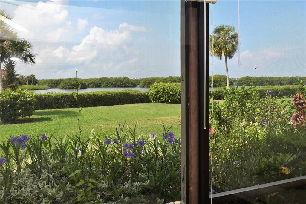 PELICAN COVE I - Residential Lease
