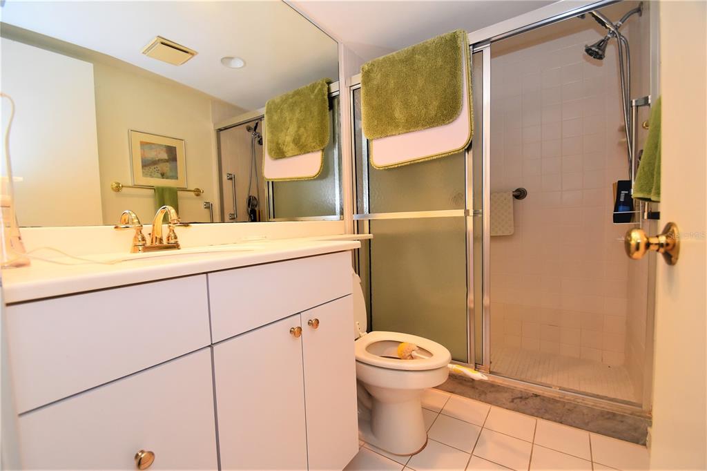 PELICAN COVE I - Residential Lease