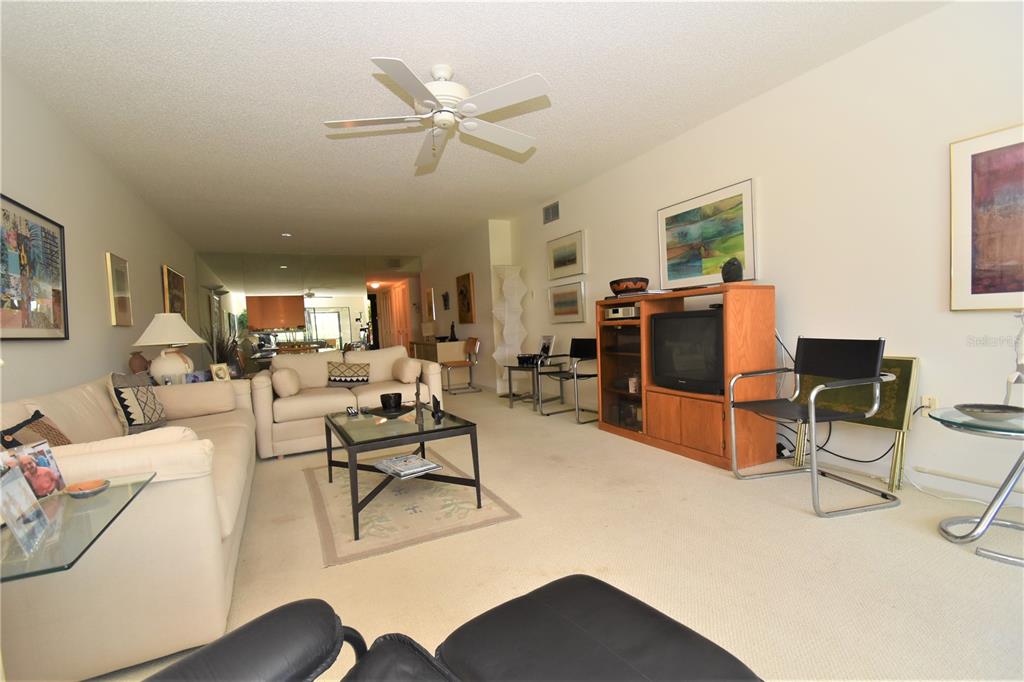 PELICAN COVE I - Residential Lease