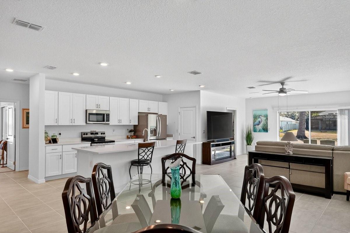 RIVERFRONT ESTATES SOUTH - Residential