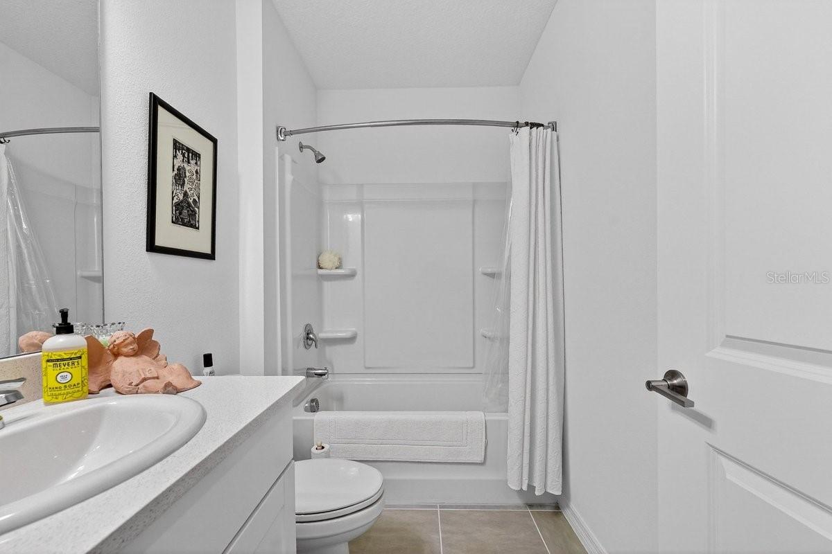 RIVERFRONT ESTATES SOUTH - Residential